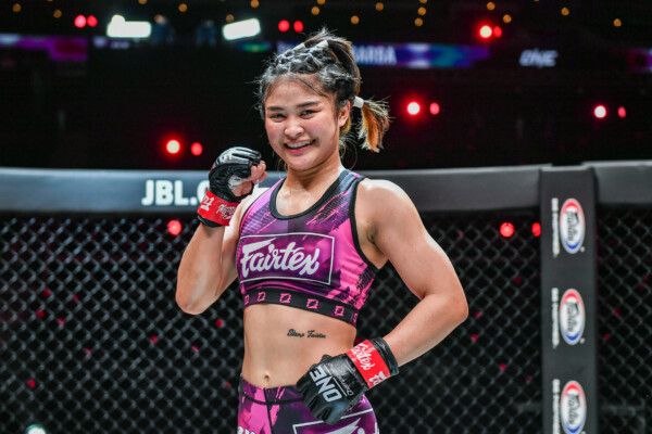 Stamp defeated Julie Mezabarba by unanimous decision at ONE: NEXTGEN.
