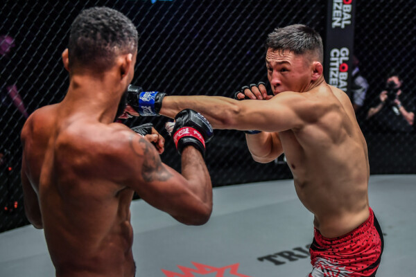 Ruslan Emilbek Uulu pressures Pieter Buist at ONE: NEXTGEN III.