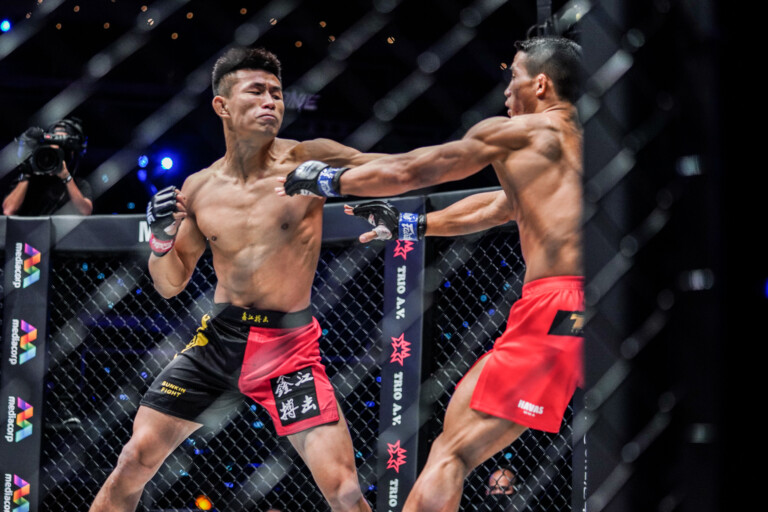Tang Kai punches Yoon Chang Min