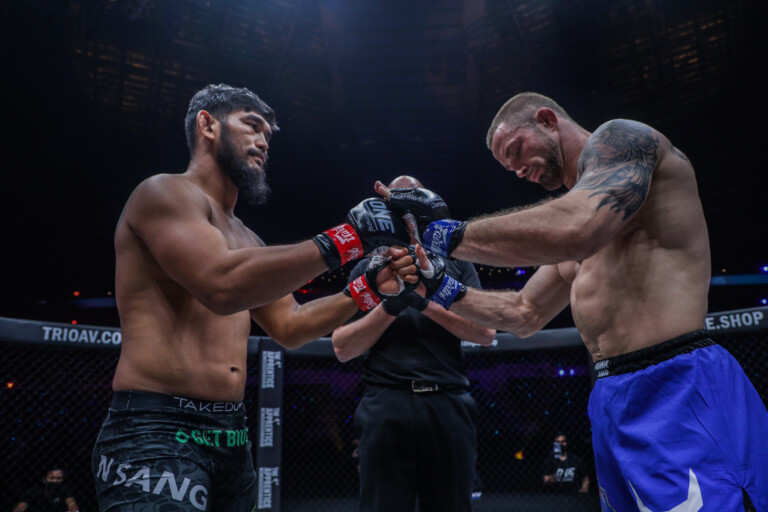 Vitaly Bigdash and Aung La N Sang touched gloves before their match at ONE: FULL CIRCLE