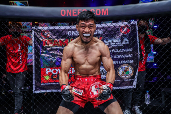 Lito Adiwang flexes as he prepares for battle at ONE X: Part I