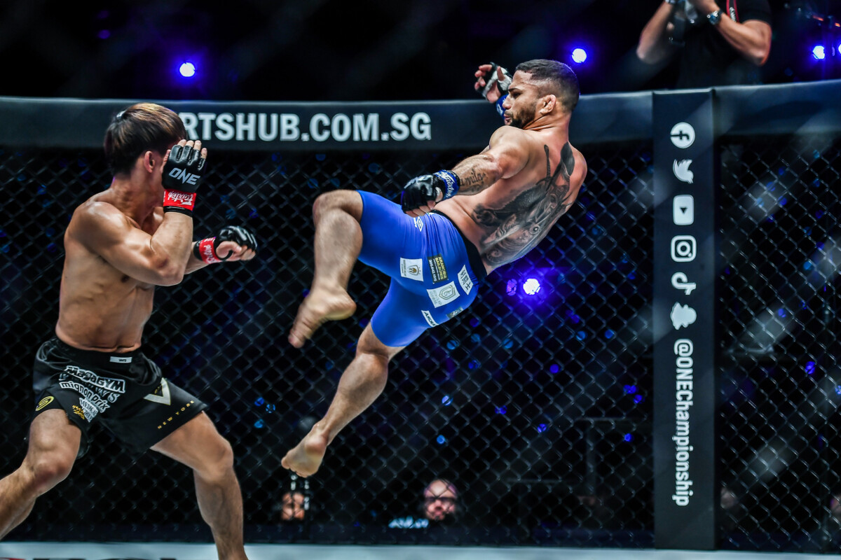 Gustavo Balart beats Yosuke Saruta at ONE 156
