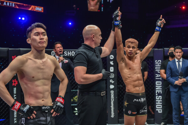 Fabricio Andrade is declared winner at ONE 158