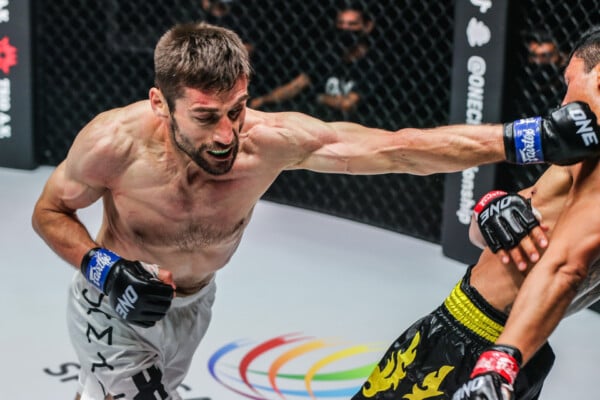 Jamal Yusupov lands a cross on Jo Nattawut at ONE 159