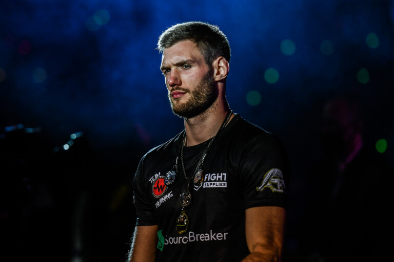 Liam Nolan walks out at ONE 159