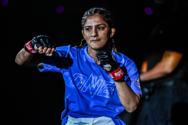 Ritu Phogat walks out to the Circle at ONE 161