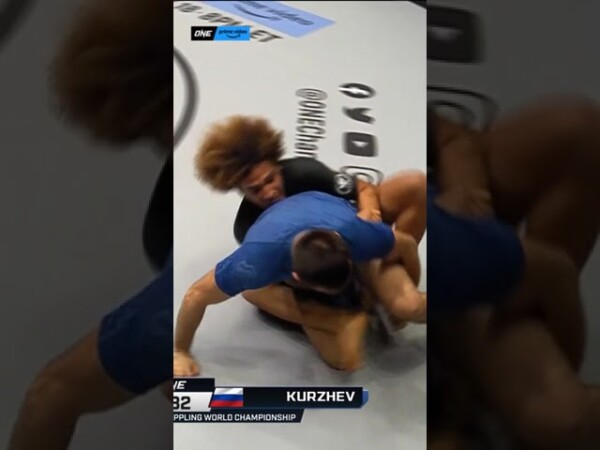 lightning fast back take from kade ruotolo e29aa1 600x450