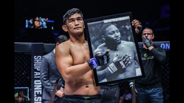 Aung La Dedicates His Win To "Rumble" Johnson and Myanmar