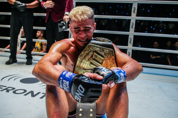 Fabricio Andrade wins ONE Bantamweight World Title at ONE Fight Night 7