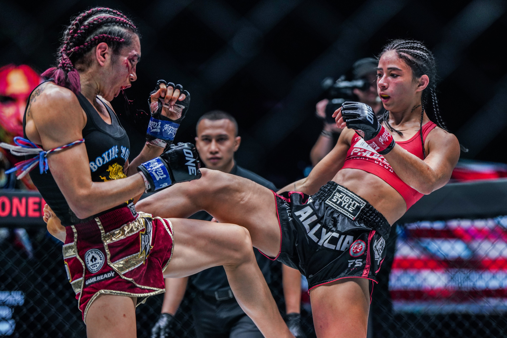 Allycia Hellen Rodrigues Janet Todd ONE Fight Night 8 101