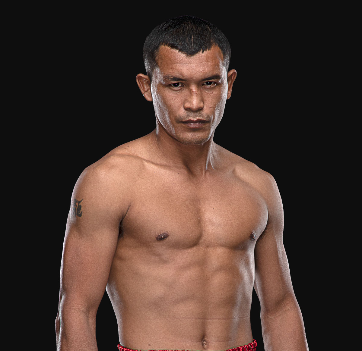 Apiwat hero 1200x1165