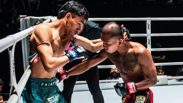 insane exchanges the craziest muay thai brawl youll see 600x338