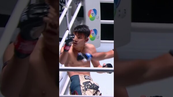 numsurin chor ketwina puts khunsuknoi boomdeksean to sleep in round 1 600x338