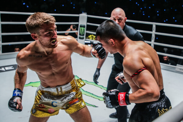 Nong O Hama Jonathan Haggerty ONE Fight Night 9 44