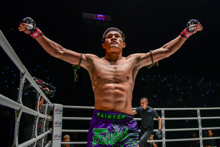Saemapetch Fairtex Felipe Lobo ONE Fight Night 9 12