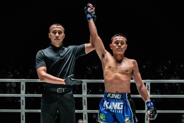 Zeta Chor Chokamnuay Chalawan Ngorbangkapi ONE Friday Fights 12 32