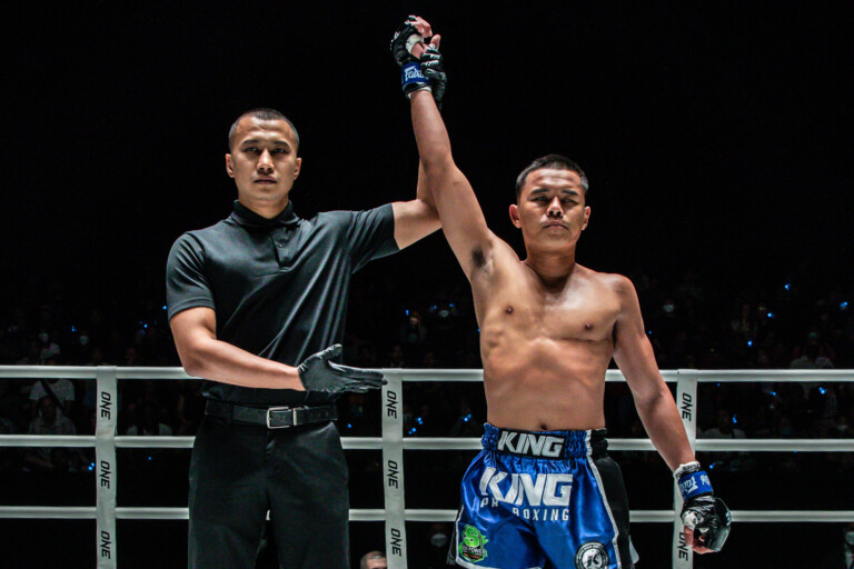 Zeta Chor Chokamnuay Chalawan Ngorbangkapi ONE Friday Fights 12 32