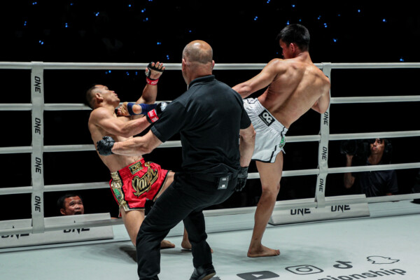 Jaising Sitnayokpunsak Denpayak Detpetchsrithong ONE Friday Fights 15 48