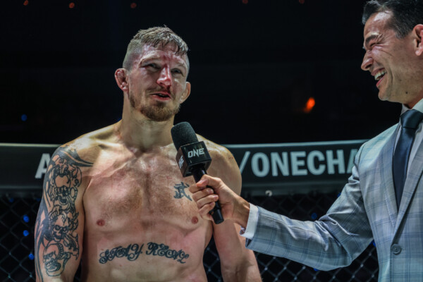 Zebaztian Kadestam Roberto Soldic ONE Fight Night 10 62