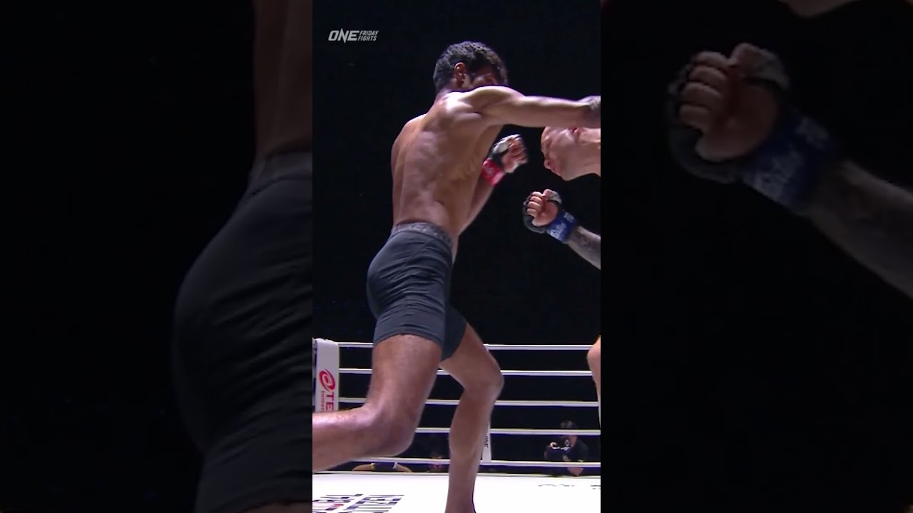 Andrey Chelbaev RATTLES Manthan Rane with a left hook!