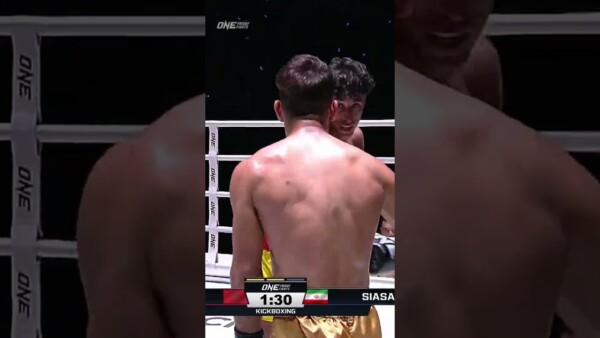 Mohammed Siasarani eats punches like Rodtang!