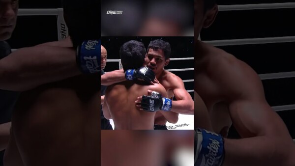 Pure class from Avatar and Komawut after a late punch
