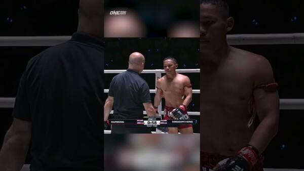 Singdomthong  drops Rambong twice en route to a unanimous decision win!