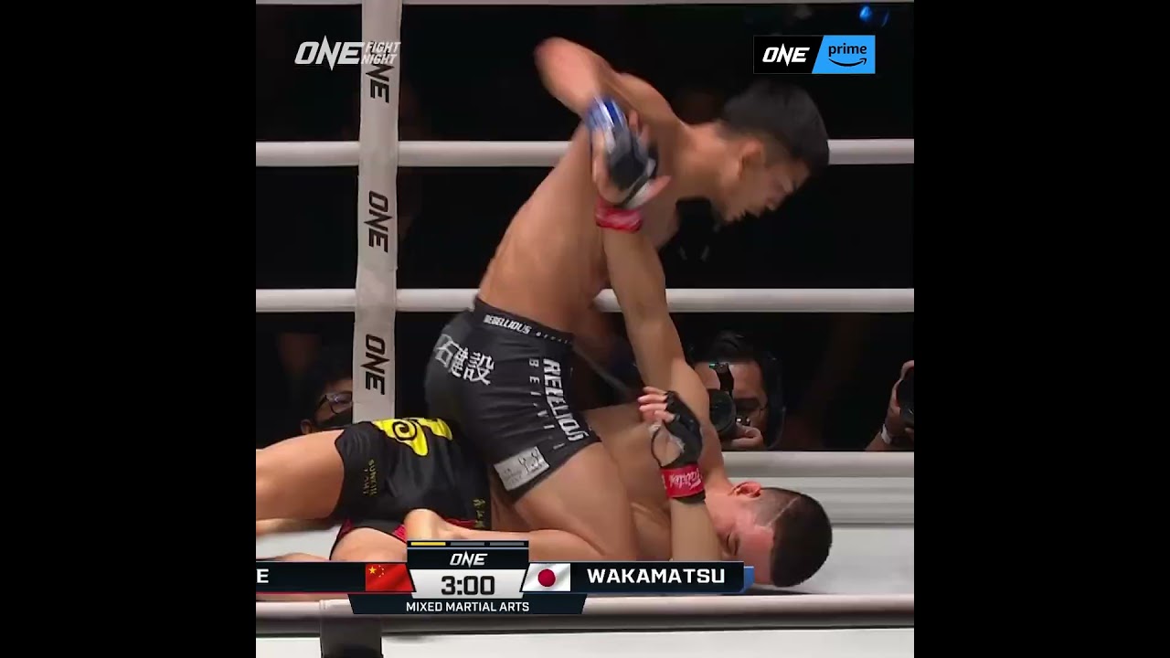 Yuya Wakamatsu  swarms Xie Wei for a statement making TKO in Round 1!