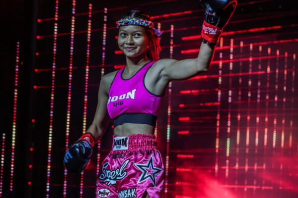 Anna Jaroonsak Lara Fernandez ONE Fight Night 13 45