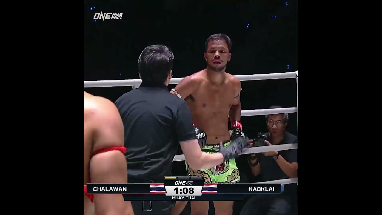 FIVE knockdowns  Chalawan  KOs Kaoklai in a barnburner