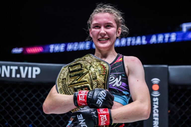 Smilla Sundell Allycia Hellen Rodrigues ONE Fight Night 14 23