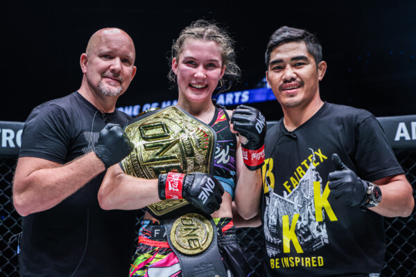 Smilla Sundell Allycia Hellen Rodrigues ONE Fight Night 14 25