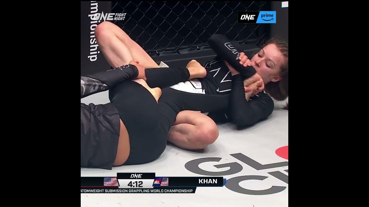 Danielle Kelly attacks the leg!