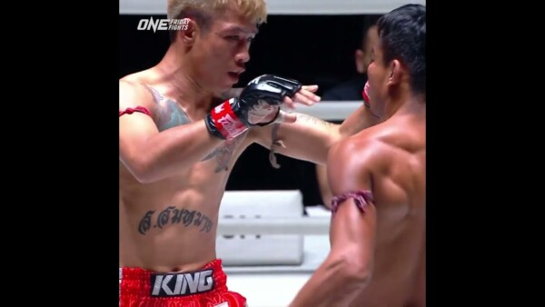 Good night  Chorfah  sleeps Mongkolkaew with a massive left hook!