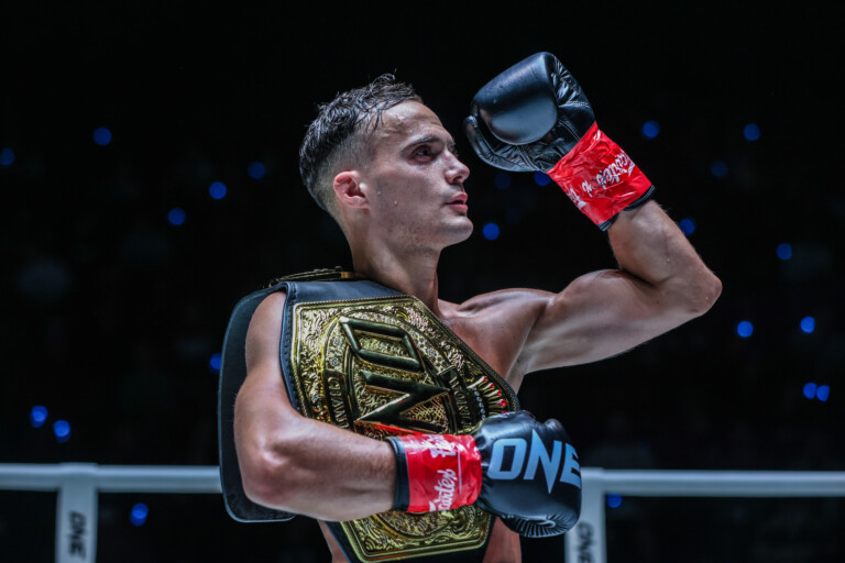 Jonathan Di Bella Danial Williams ONE Fight Night 15 84