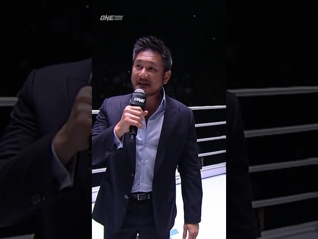 Anna “Supergirl” Jaroonsak  gets a belated US$50K bonus for her WAR with Stamp Fairtex!