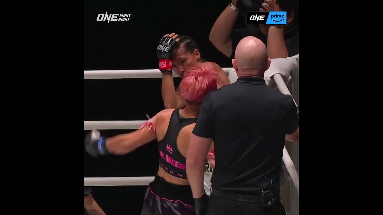 “The Queen” Phetjeeja  puts Lara Fernandez away in 26 SECONDS! ⚡