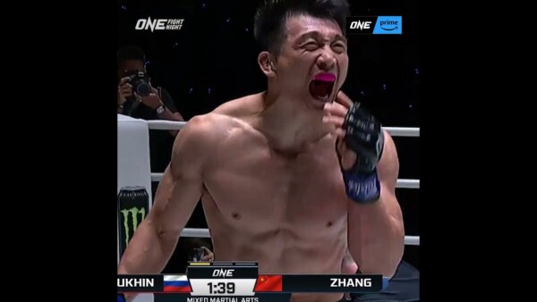 Zhang Lipeng  makes a STATEMENT by stopping Timofey Nastyukhin in Round 1!