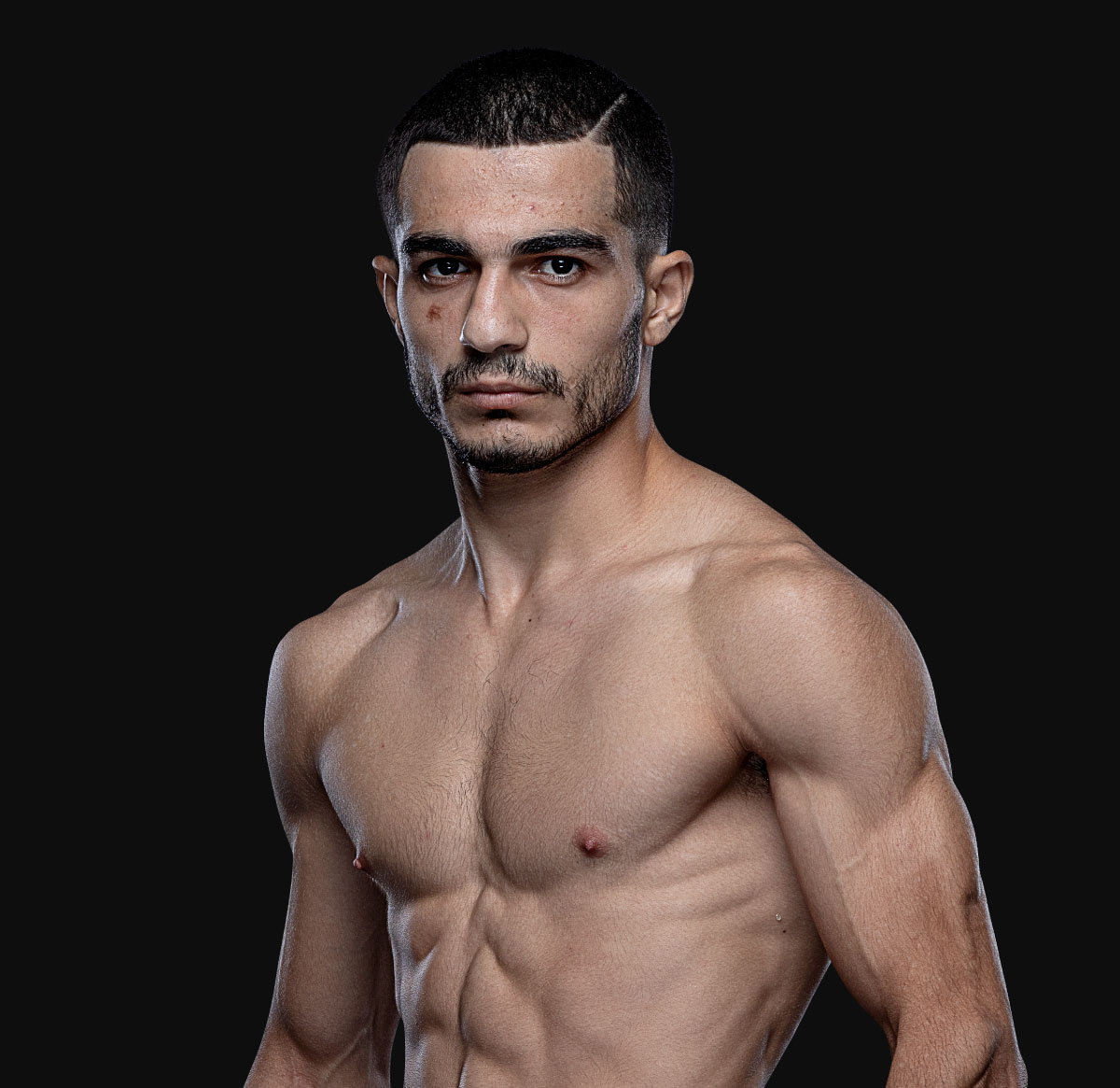 Mehrdad Khanzadeh Hero 1200x1165