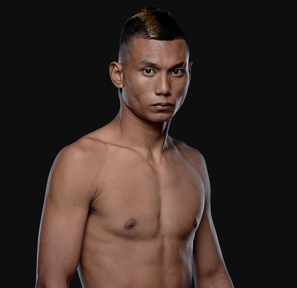 Samingnum M Ekachart Hero 1200x1165