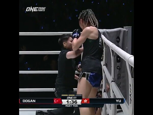 BODY SHOT TKO Yu Yau Pui stops Zehra Dogan in Round 2