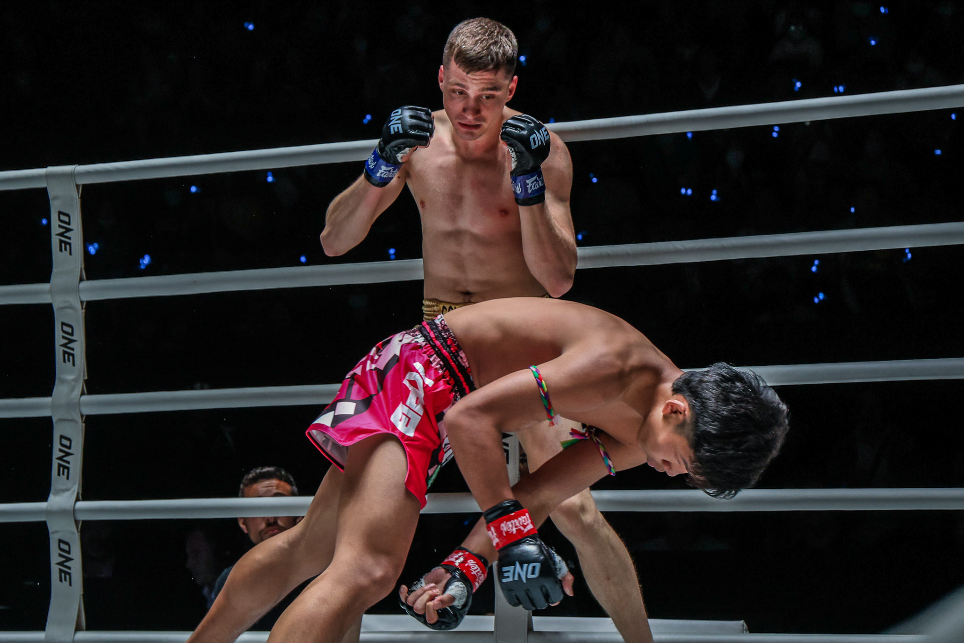 Soner Sen Otop Or Kwanmuang ONE Friday Fights 45 8