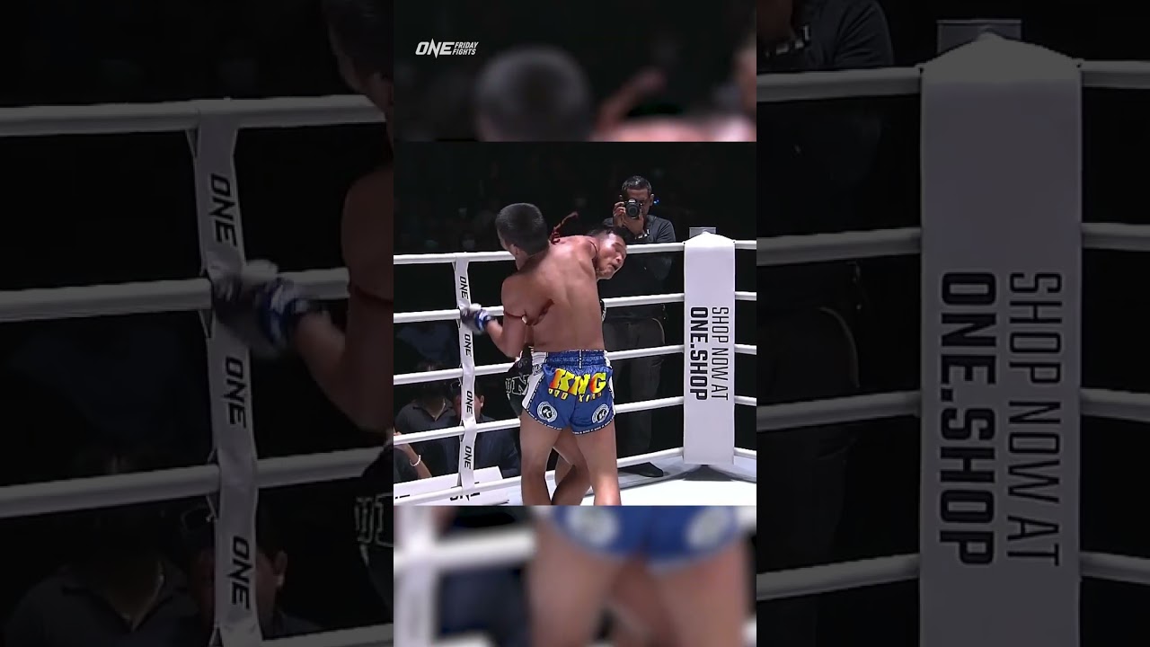 “Elbow Zombie” ‍♂️ OBLITERATES Kulabdam with a signature standing elbow!