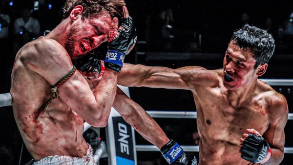 INSANE Muay Thai War  “Smokin” Jo & Luke Lessei Trade MASSIVE Blows