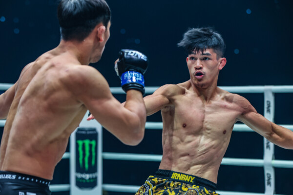 Danny Kingad Yuya Wakamatsu ONE 165 8