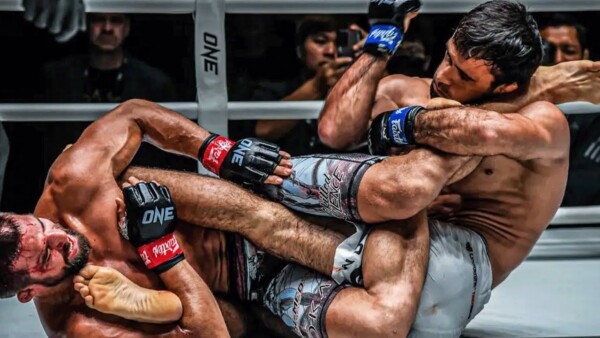 BJJ VS. WRESTLING WAR ‍♂️ Garry Tonon vs. Shamil Gasanov