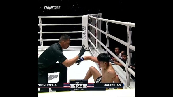 ON FIRE  Yodnumchai scores his fourth consecutive knockout! #ONEFridayFights60