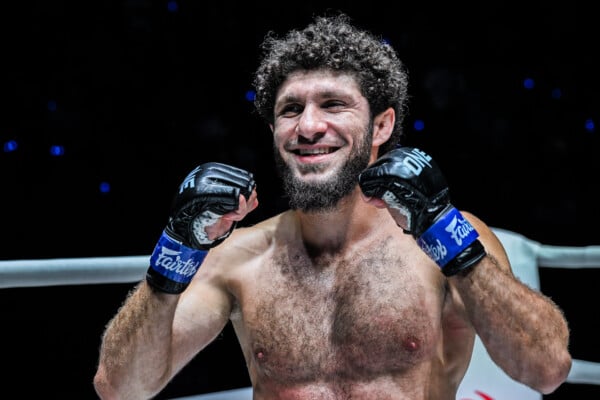 Kiamran Nabati strikes a pose for the camera at ONE Friday Fights 68.