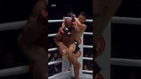 Tatsumitsu Wada locks it up  How will he fare against Xie Wei on July 5? #ONEFightNight23