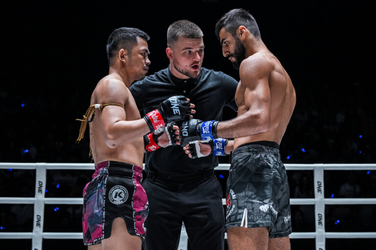 Chokpreecha PK TomTKalaiyont and Abdallah Ondash touch gloves during their first fight at ONE Friday Fights 70.